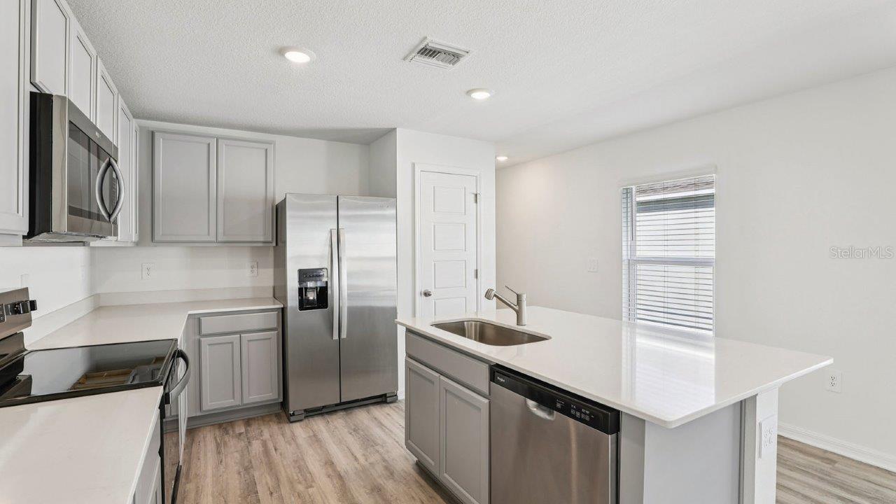 5580 TAVERNA LOOP, WINTER HAVEN, FL — photo 9