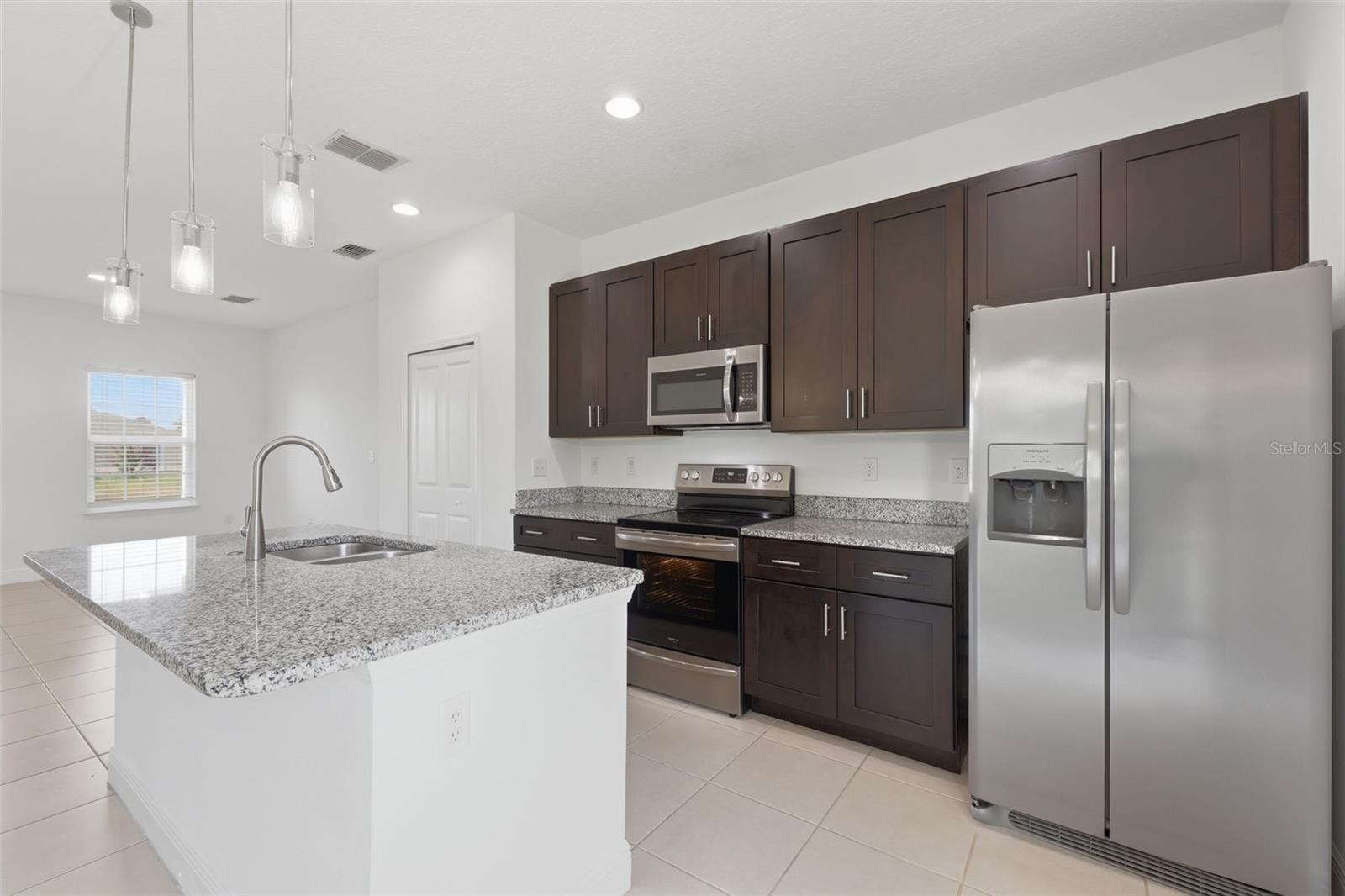 304 BEGONIA CT, POINCIANA, FL — photo 10