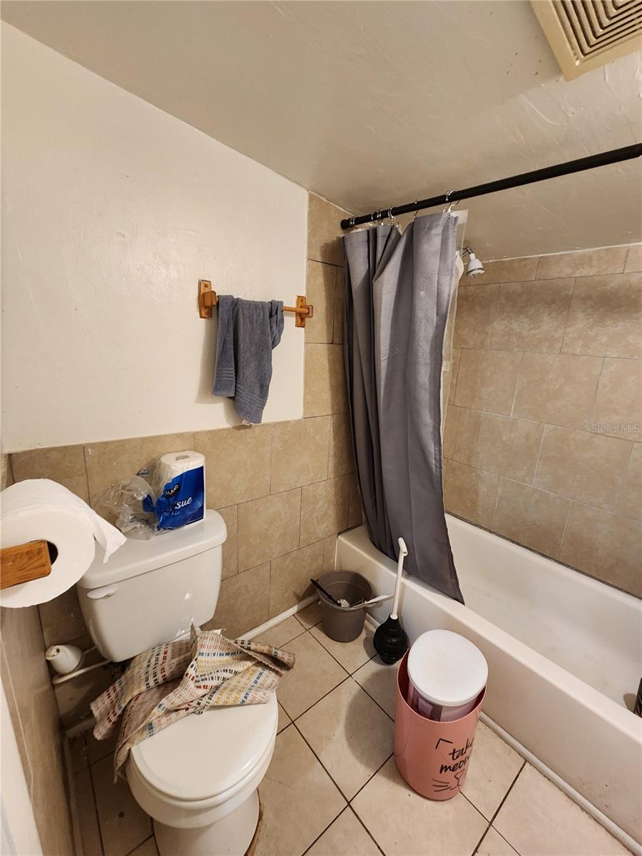 1623 SE 3 AVE, GAINESVILLE, FL — photo 17