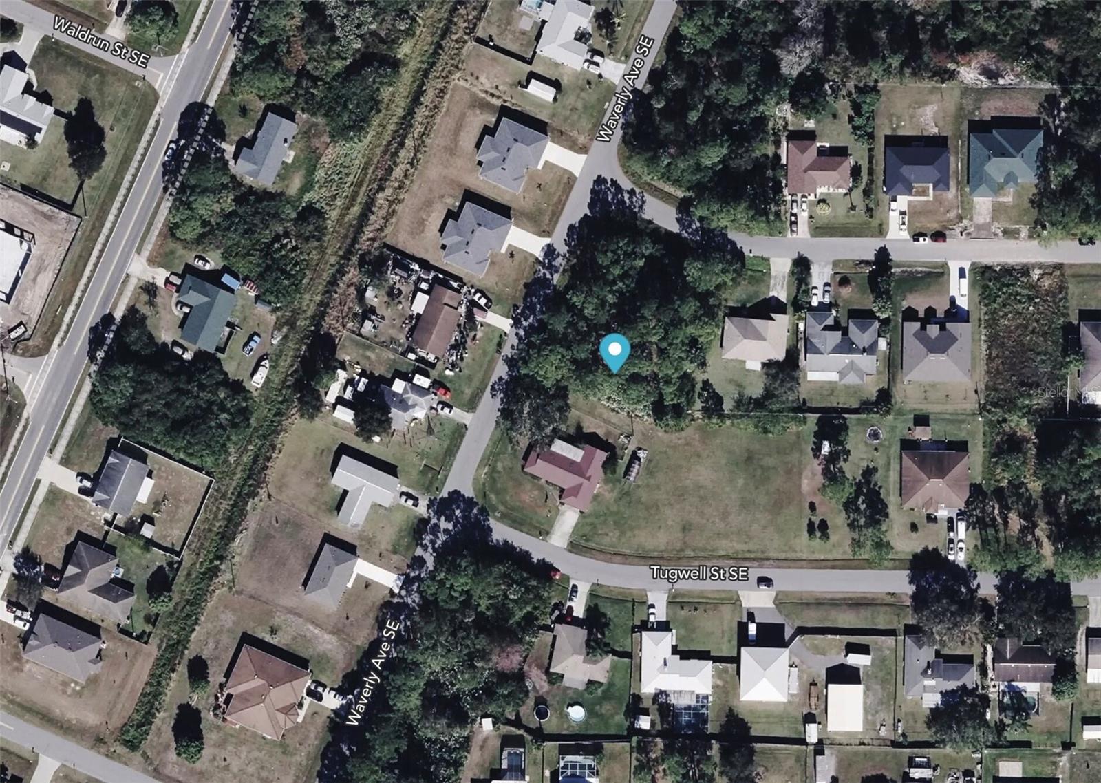 2051 WAVERLY AVE SE, PALM BAY, FL — photo 2