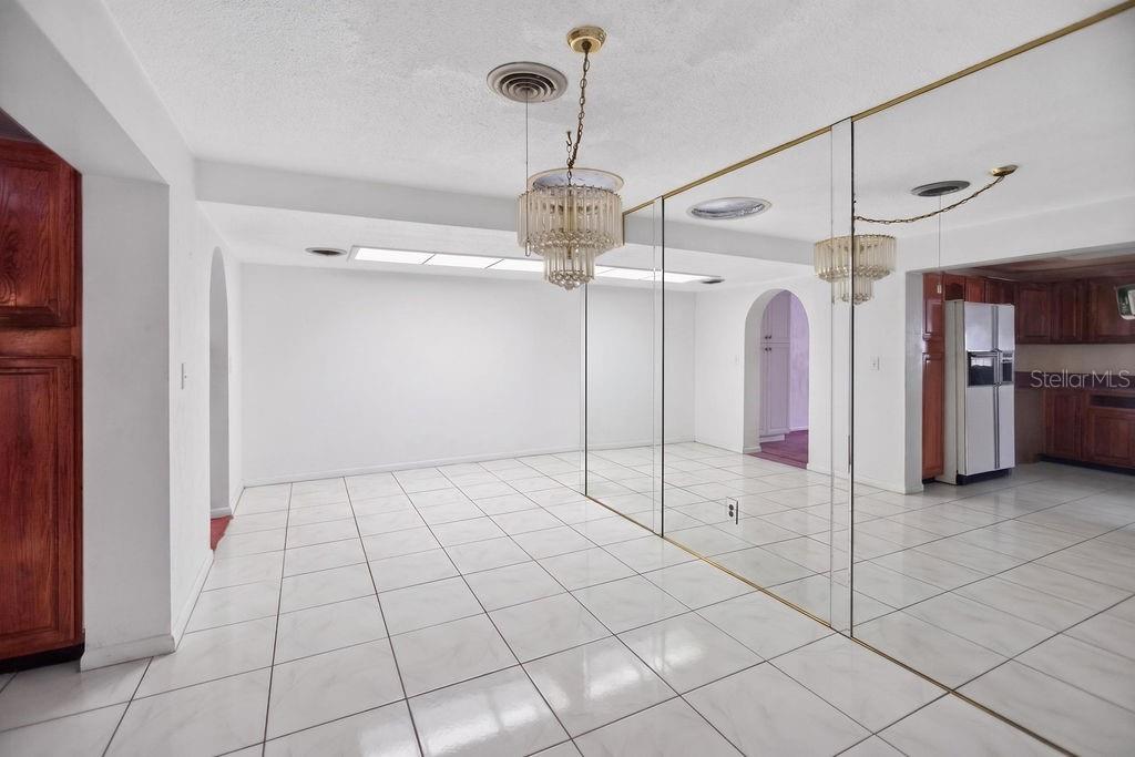 421 N FREDERICK AVE, DAYTONA BEACH, FL — photo 4