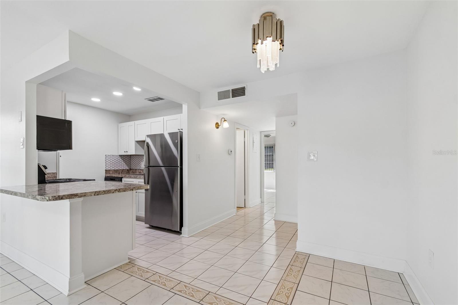 237 S MCMULLEN BOOTH RD #51, CLEARWATER, FL — photo 5