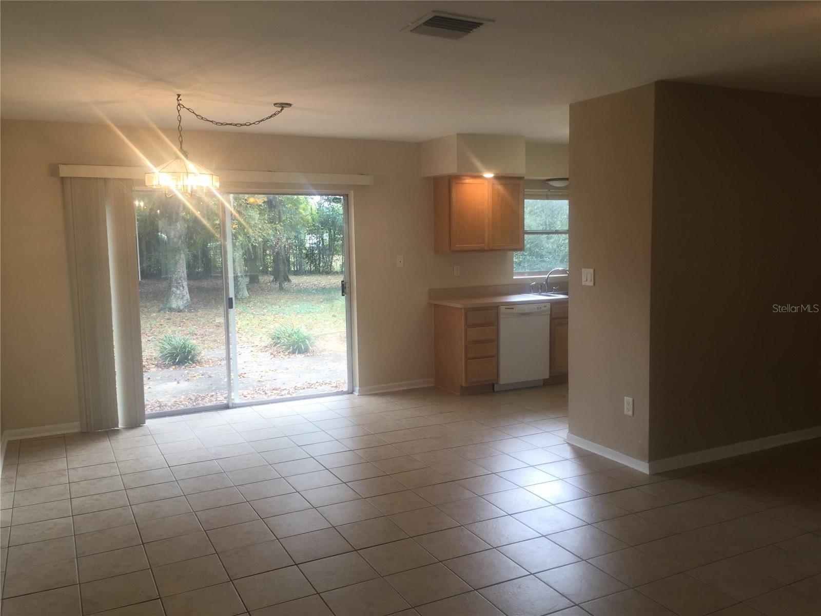 3423 NW 1ST COURT, GAINESVILLE, FL — photo 3