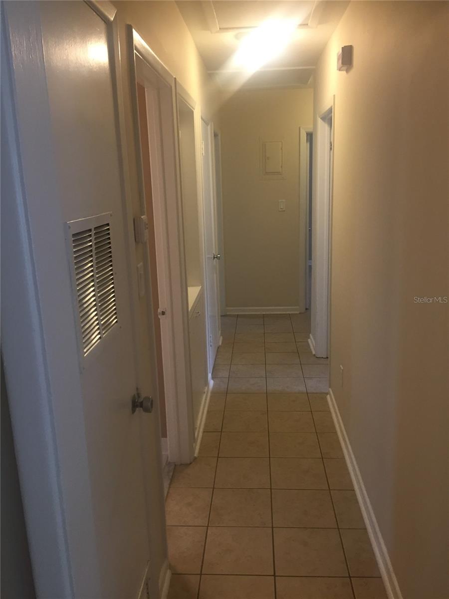 3423 NW 1ST COURT, GAINESVILLE, FL — photo 8