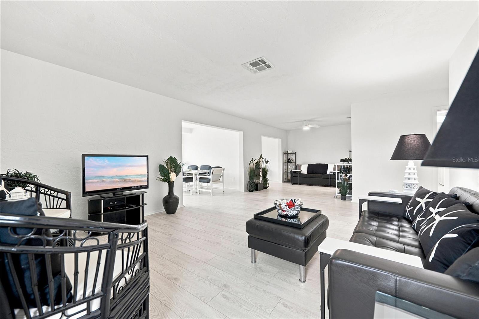 3626 MEDFORD LN #1537, SARASOTA, FL — photo 11