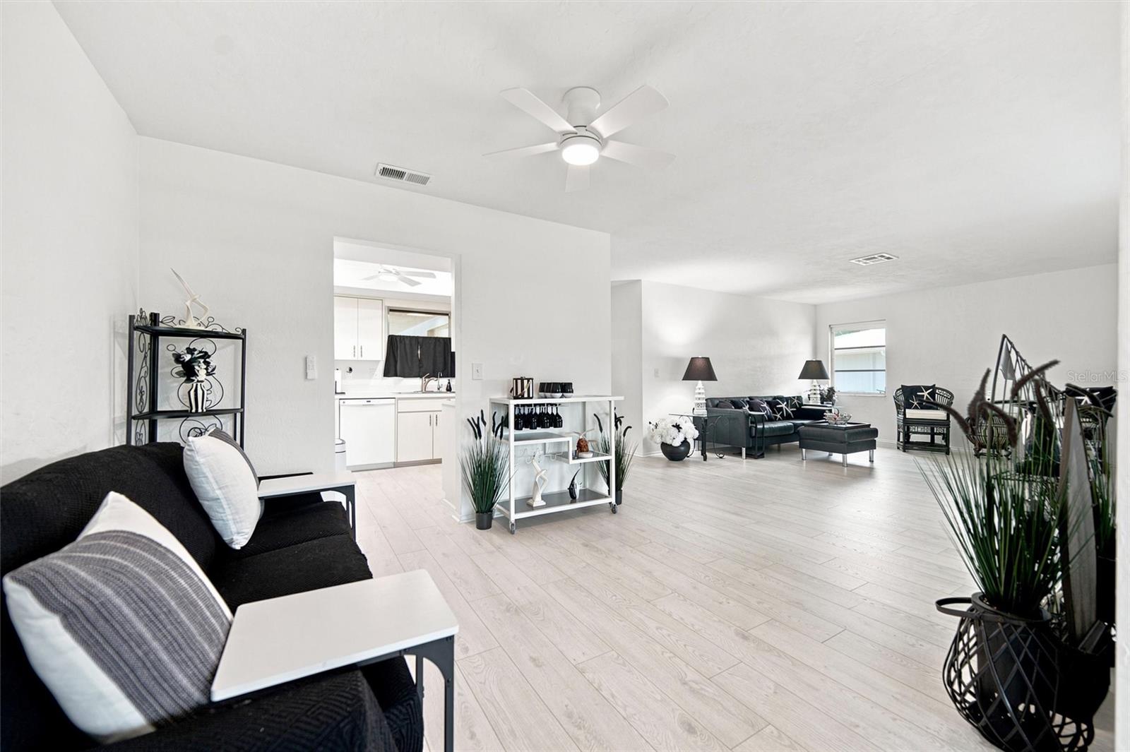 3626 MEDFORD LN #1537, SARASOTA, FL — photo 27