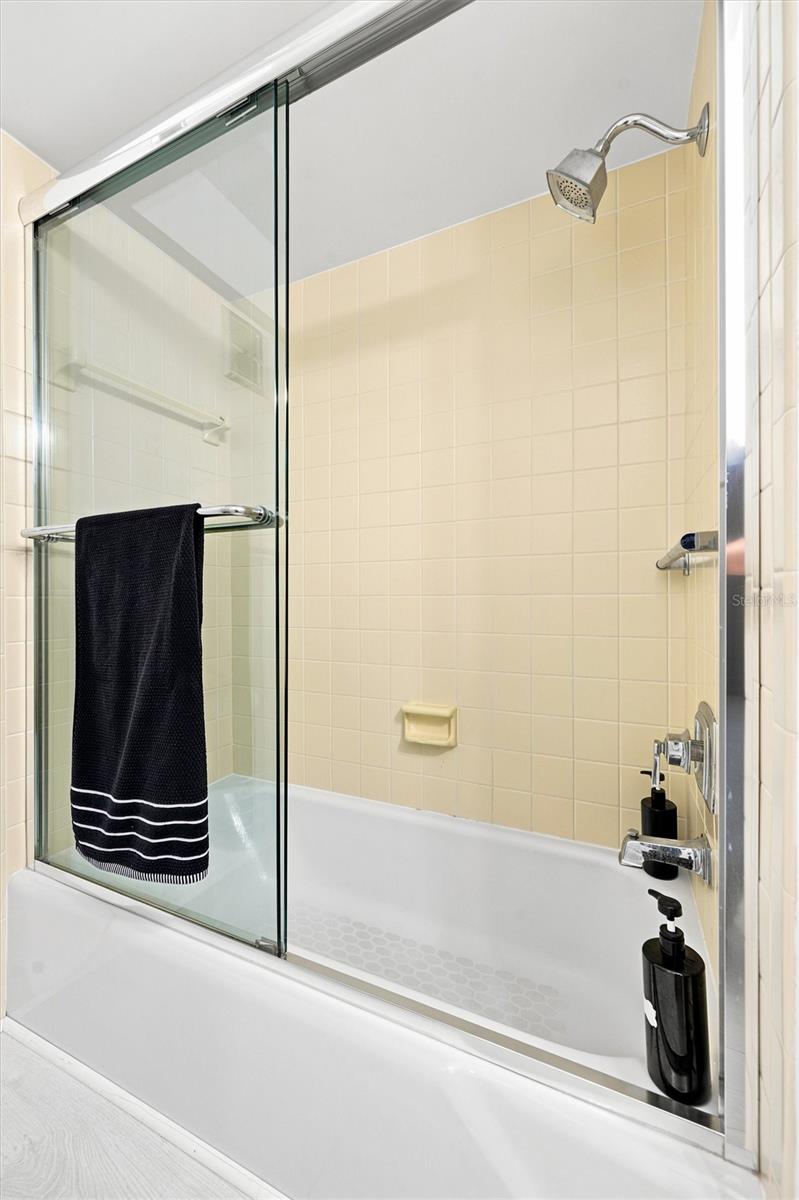 3626 MEDFORD LN #1537, SARASOTA, FL — photo 43
