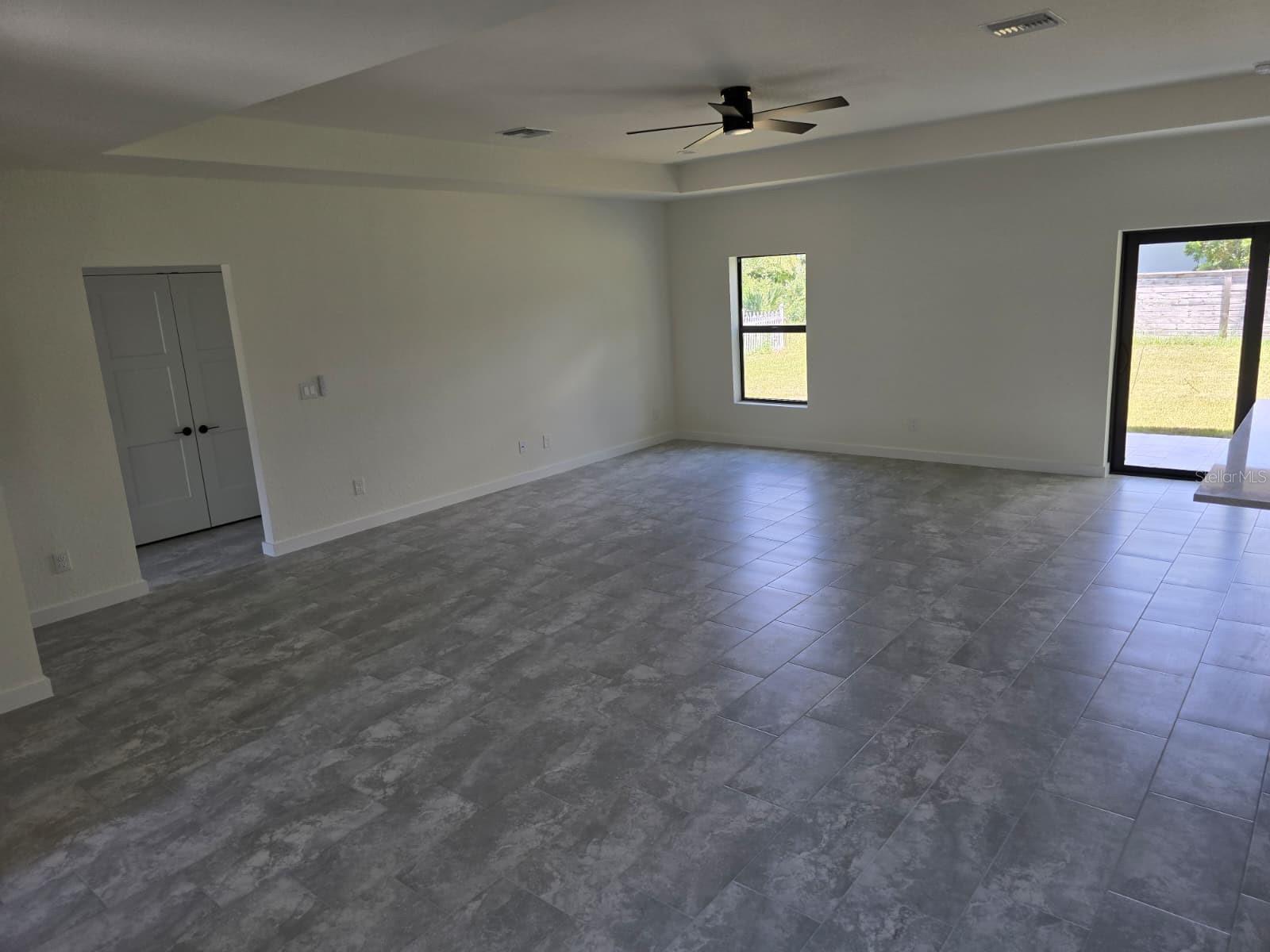 4240 LAS ALMANOS AVE, NORTH PORT, FL — photo 4