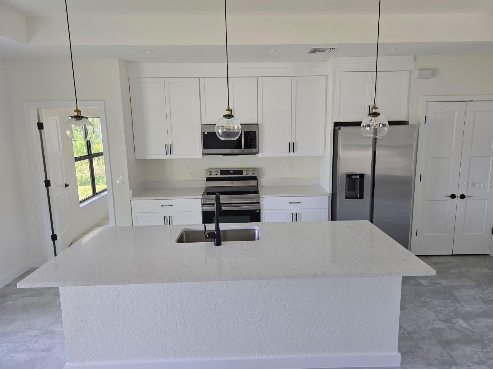 4240 LAS ALMANOS AVE, NORTH PORT, FL — photo 8