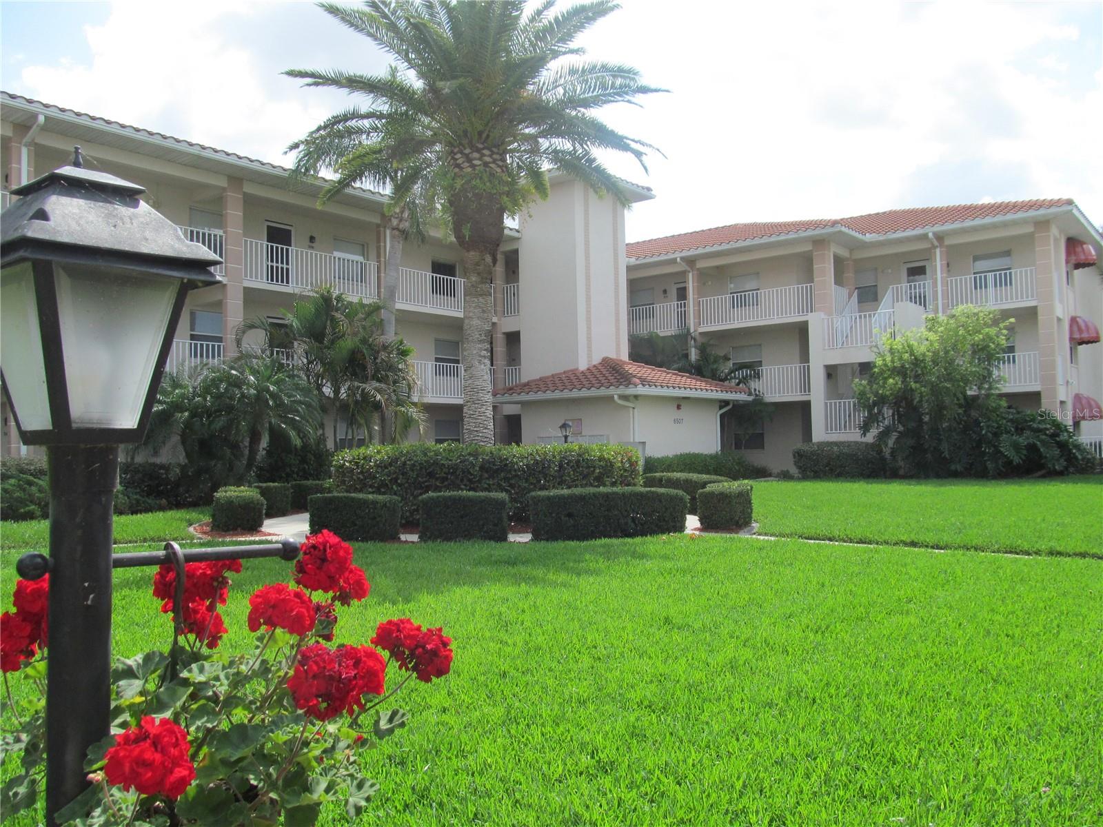6507 STONE RIVER RD #210, BRADENTON, FL — photo 2
