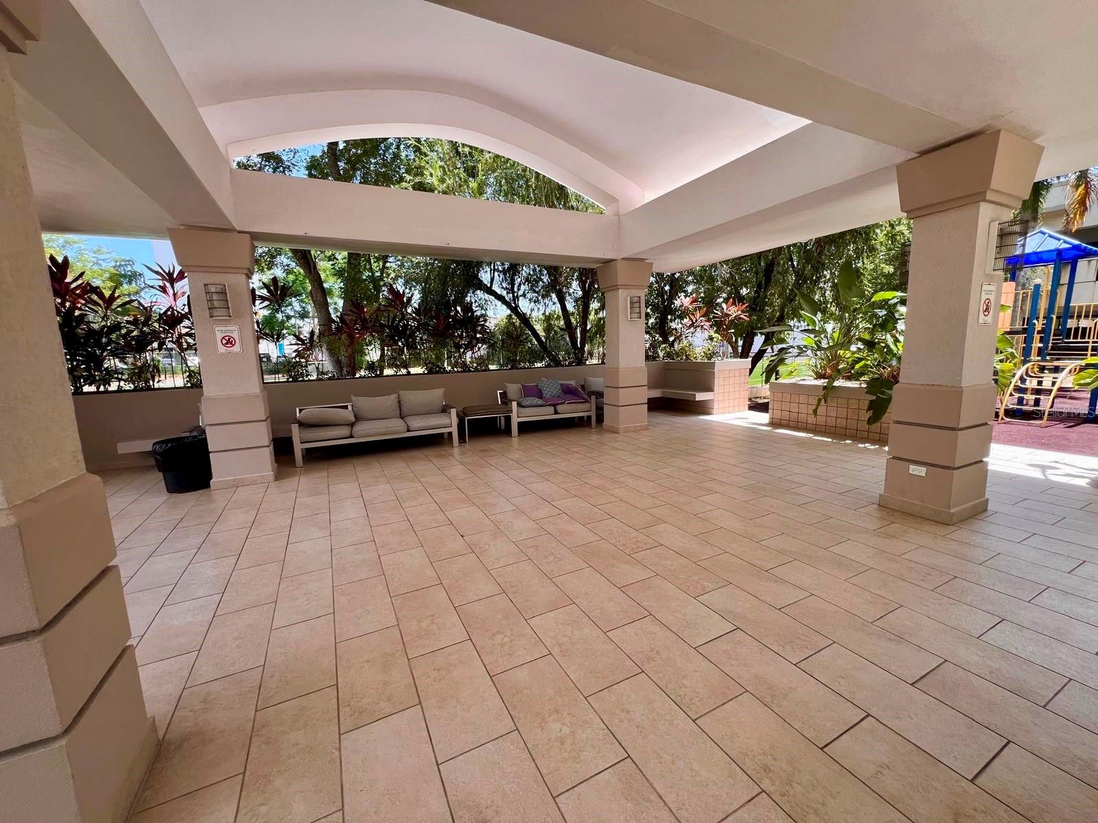 675 SERGIO CUEVAS BUSTAMANTE #401, SAN JUAN, PR — photo 9