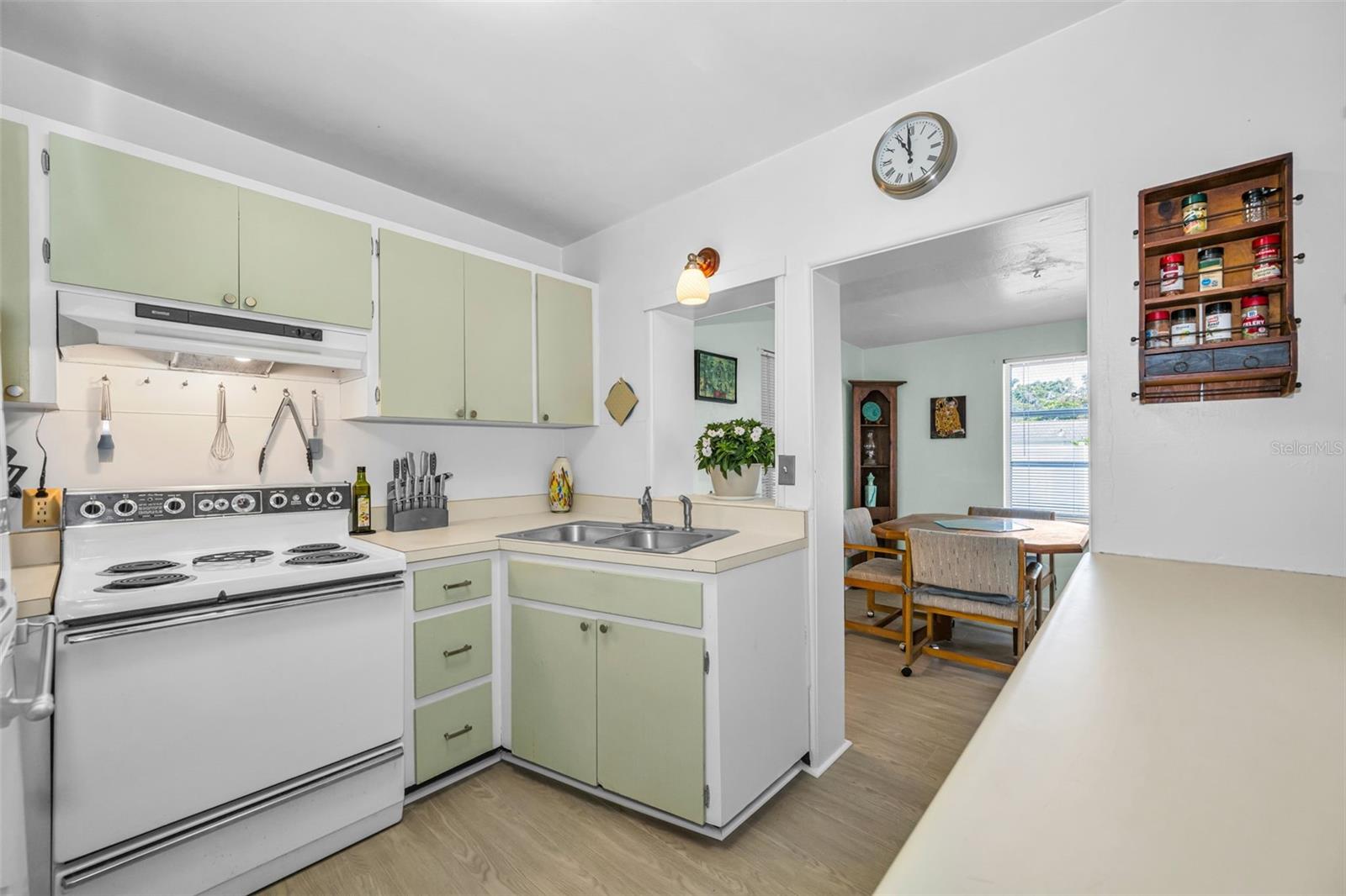 4829 30TH AVE N, ST PETERSBURG, FL — photo 14
