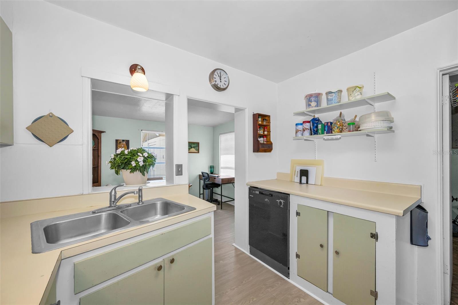4829 30TH AVE N, ST PETERSBURG, FL — photo 16