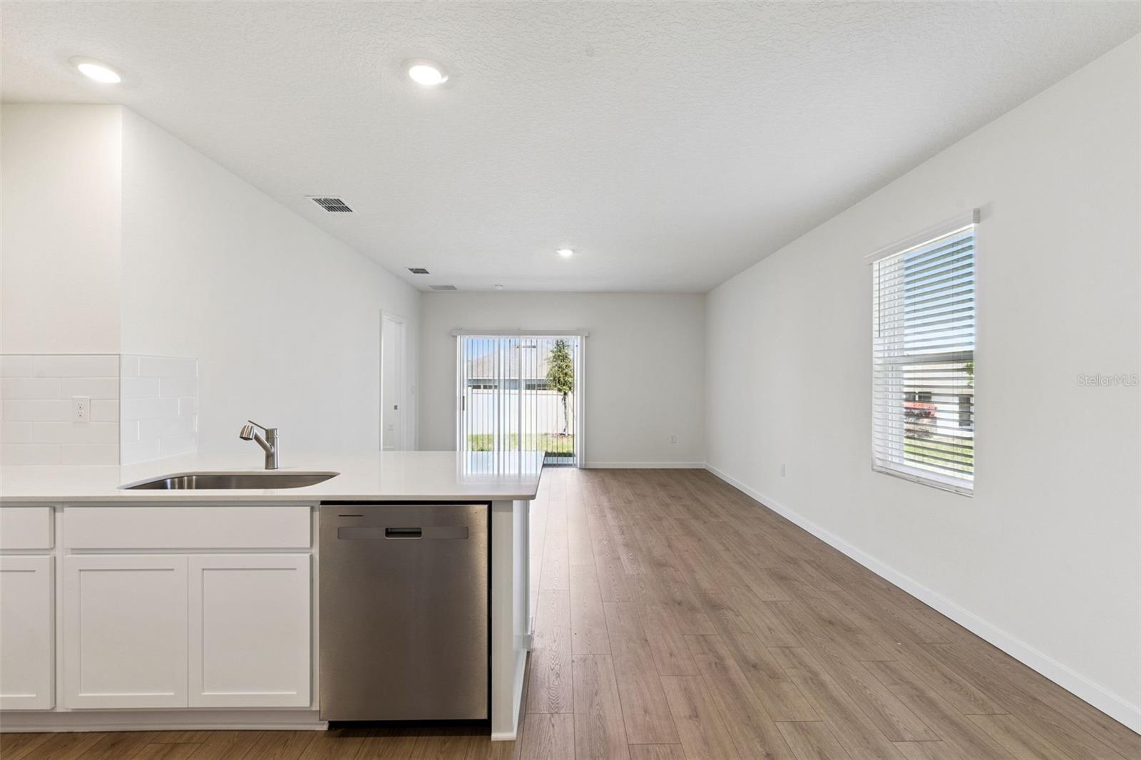 1337 CAMELLIA BLOOM LN, SANFORD, FL — photo 11