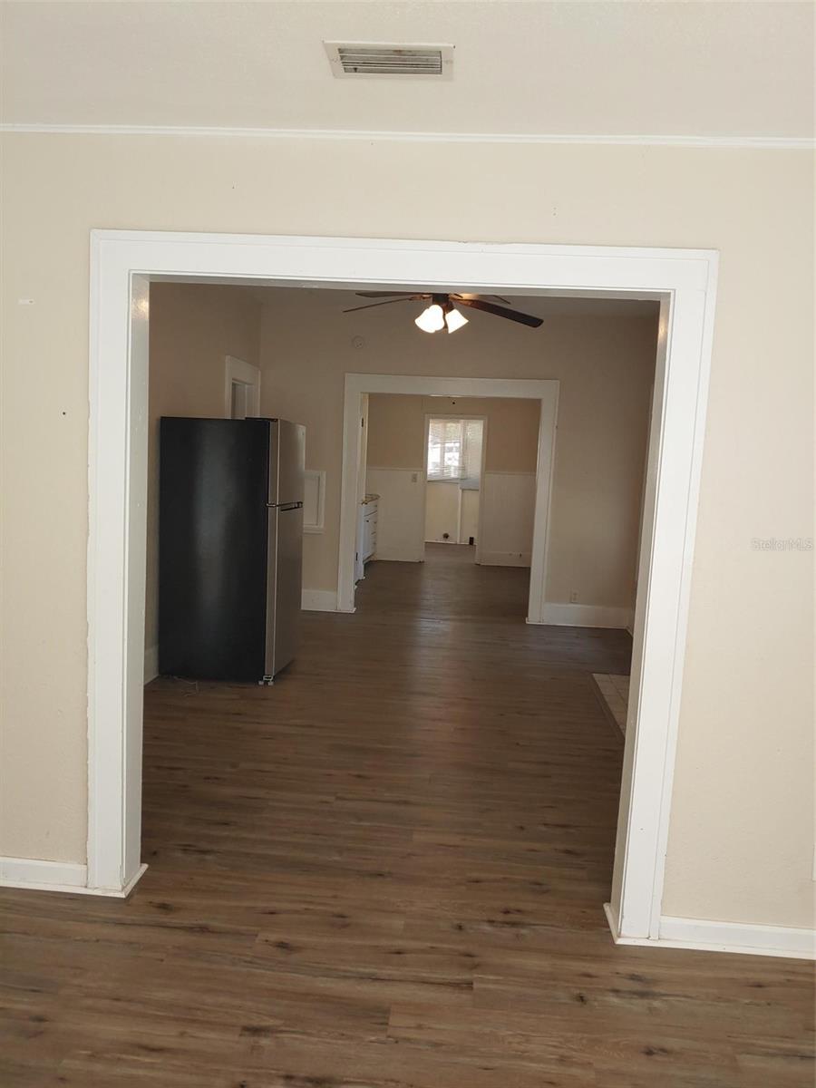 1924 30TH ST S, ST PETERSBURG, FL — photo 25