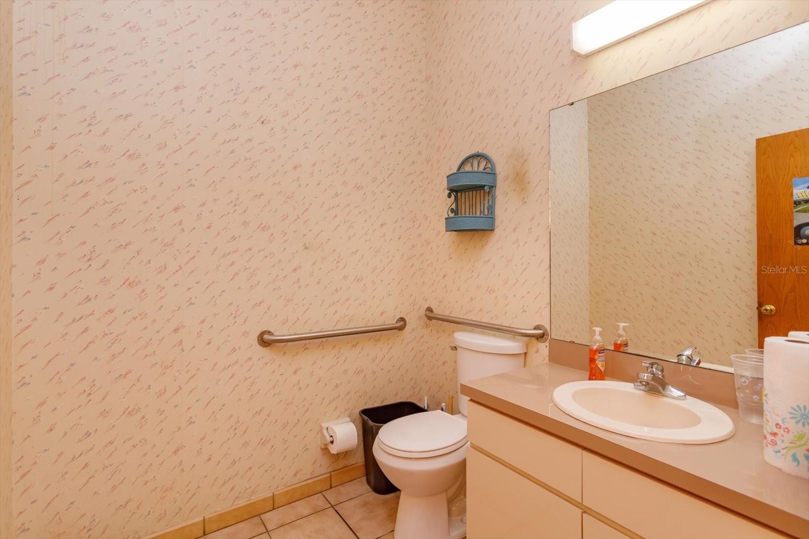 200 N THORNTON AVE, ORLANDO, FL — photo 16
