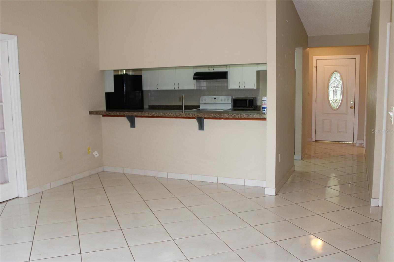 6121 56TH AVE N, ST PETERSBURG, FL — photo 3