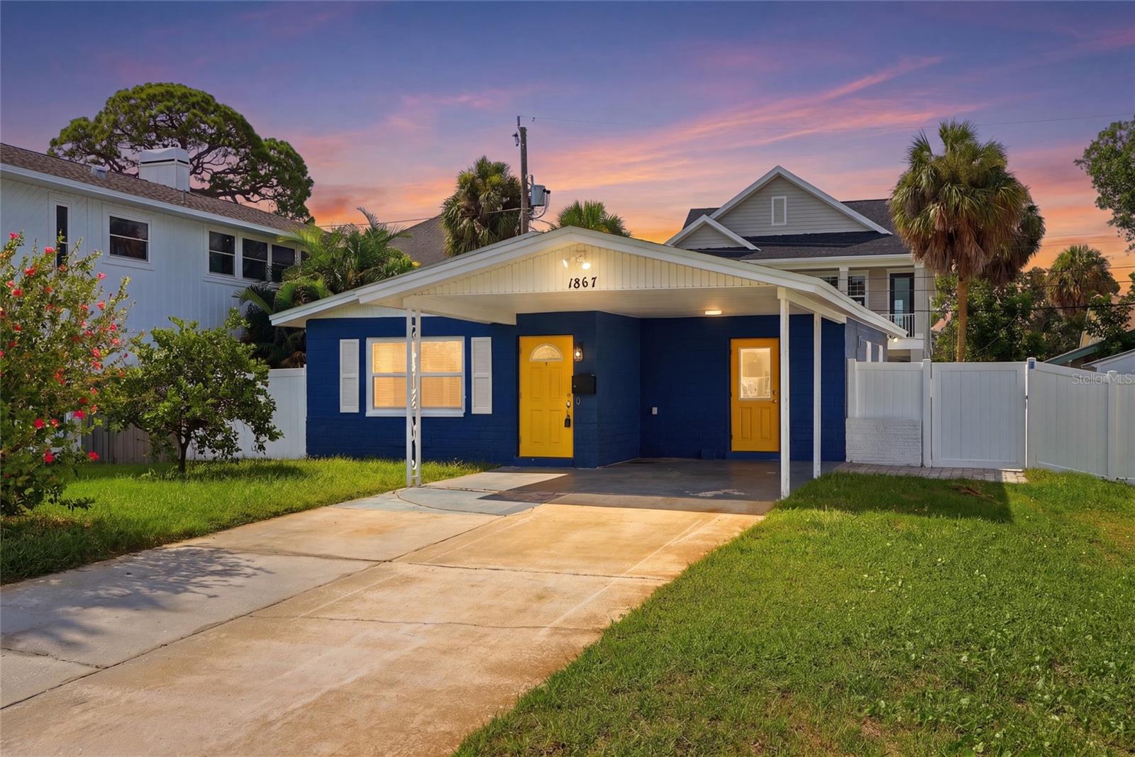 1867 MICHIGAN AVE NE, ST PETERSBURG, FL