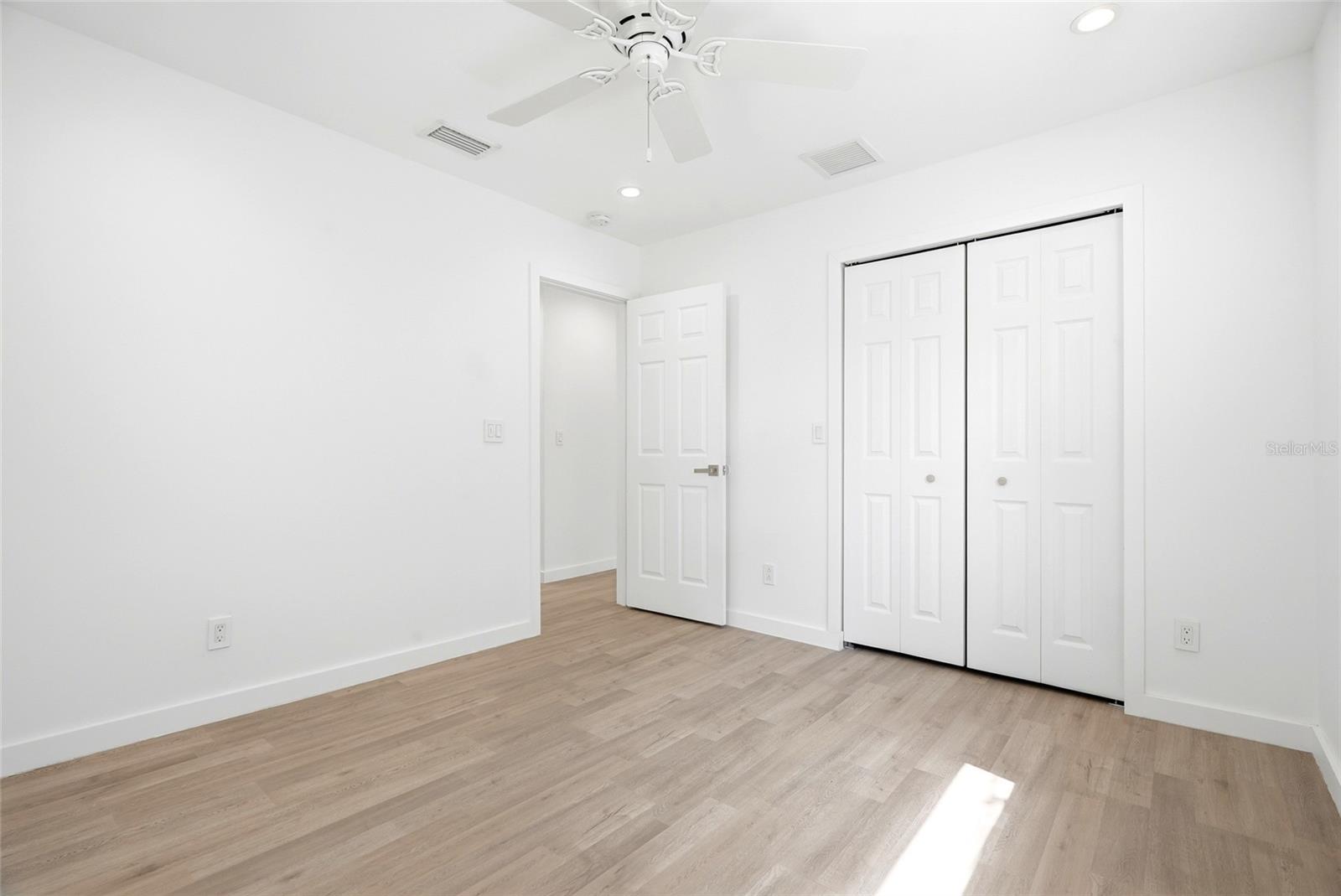 1867 MICHIGAN AVE NE, ST PETERSBURG, FL — photo 17