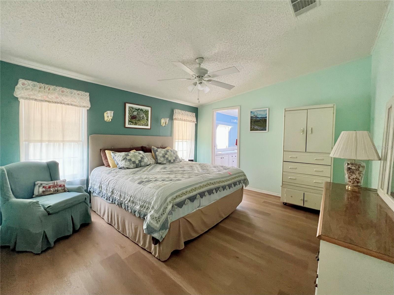 51 PINDO PALM ST E, LARGO, FL — photo 23