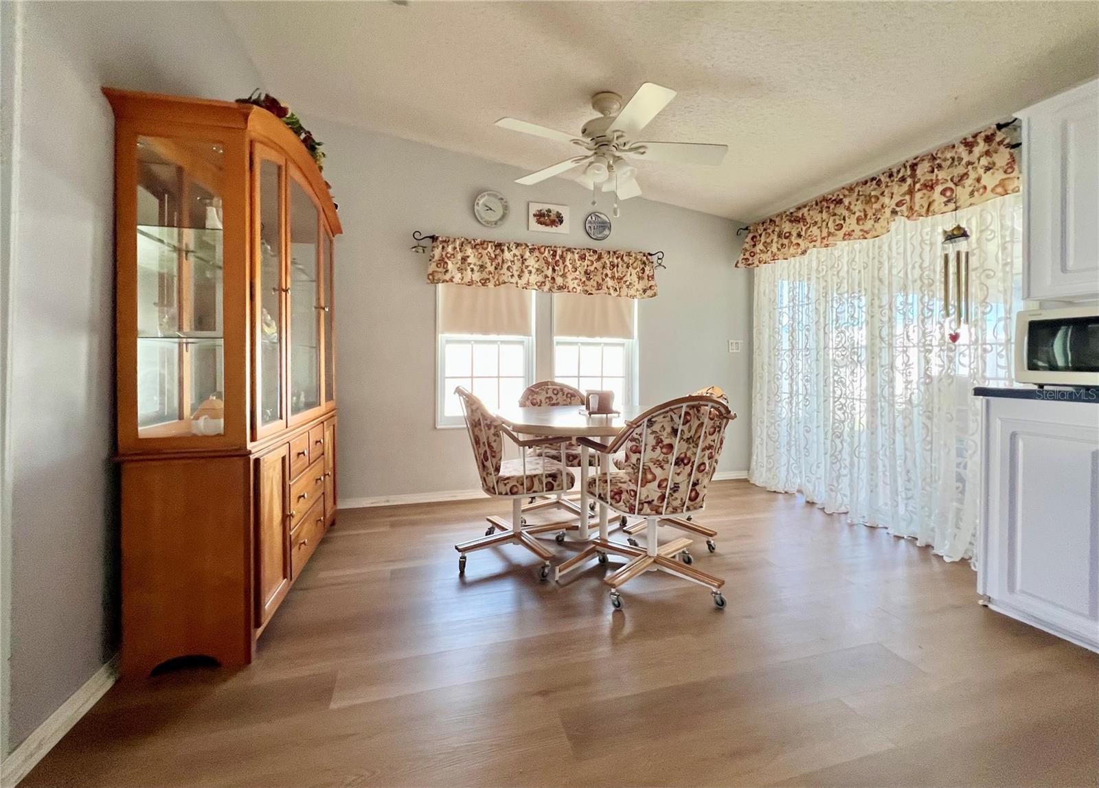 51 PINDO PALM ST E, LARGO, FL — photo 31