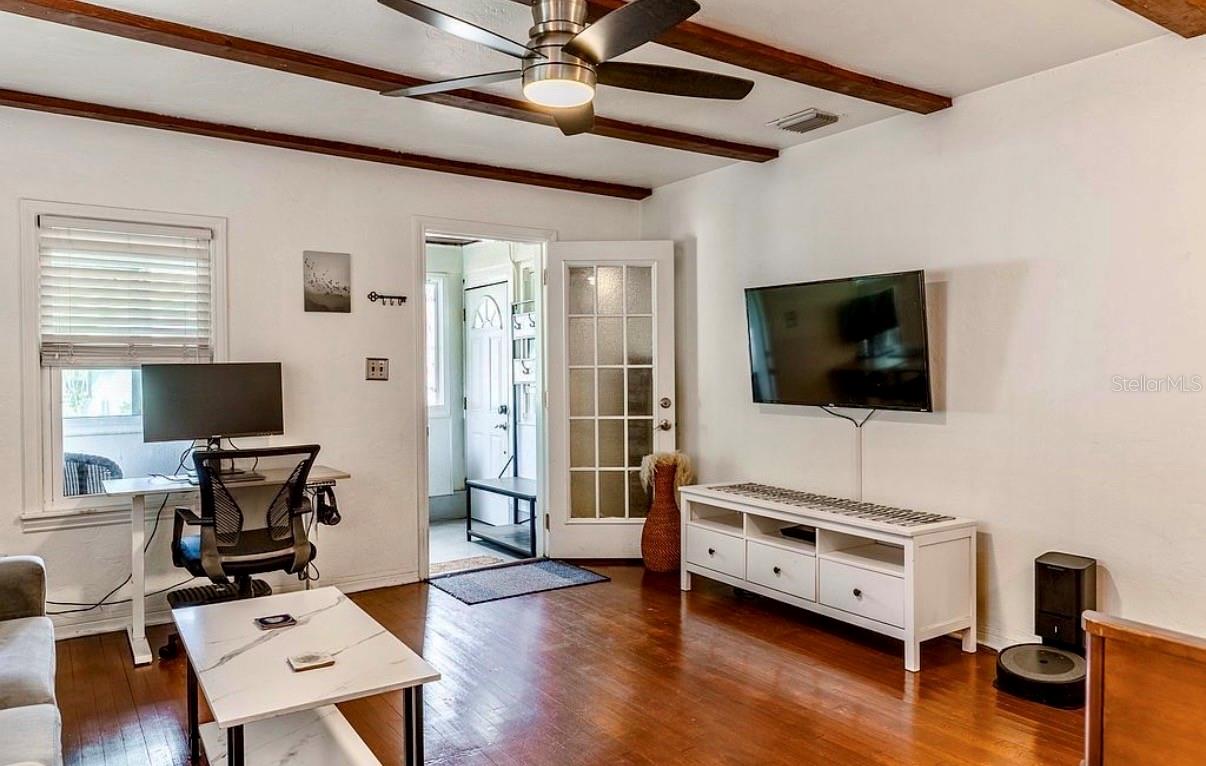 1750 34TH AVE N, ST PETERSBURG, FL — photo 7