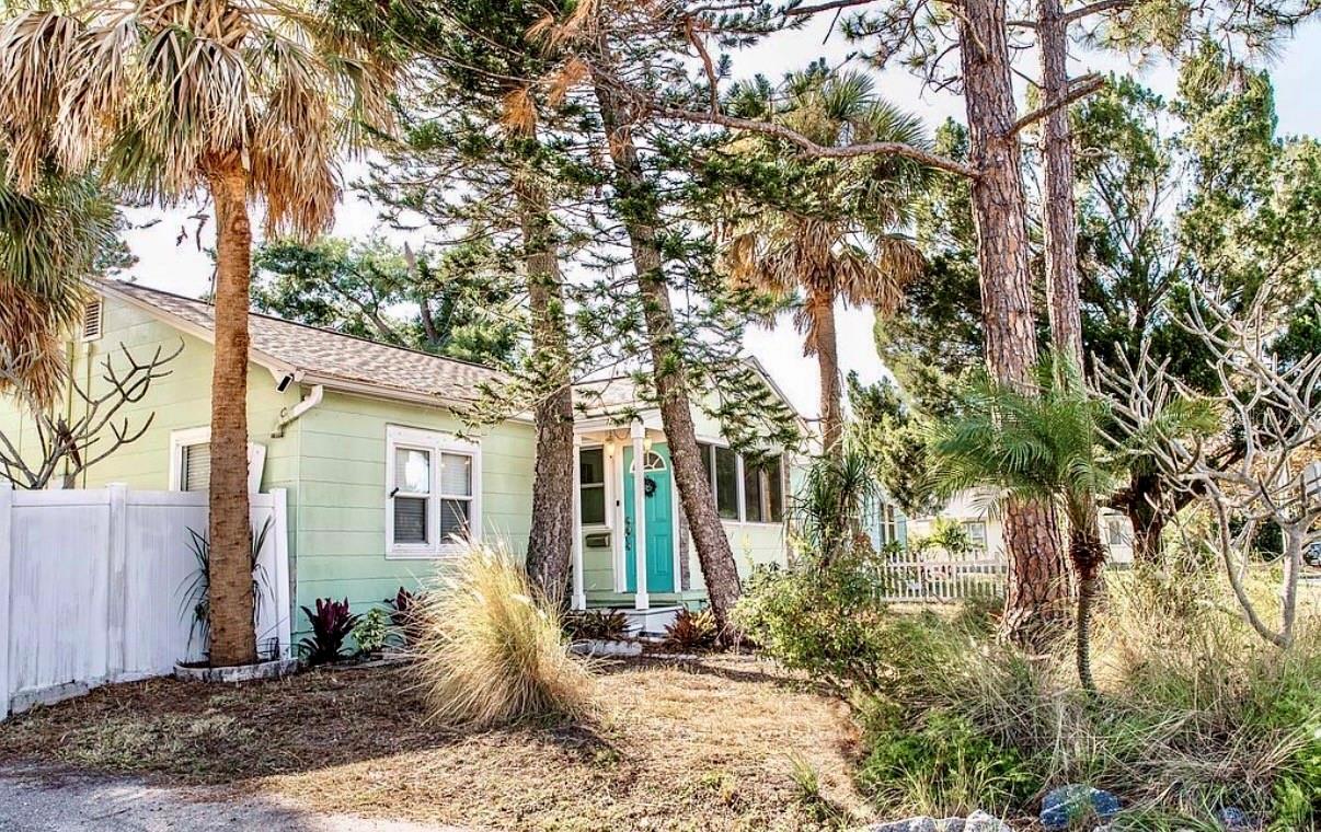 1750 34TH AVE N, ST PETERSBURG, FL — photo 25