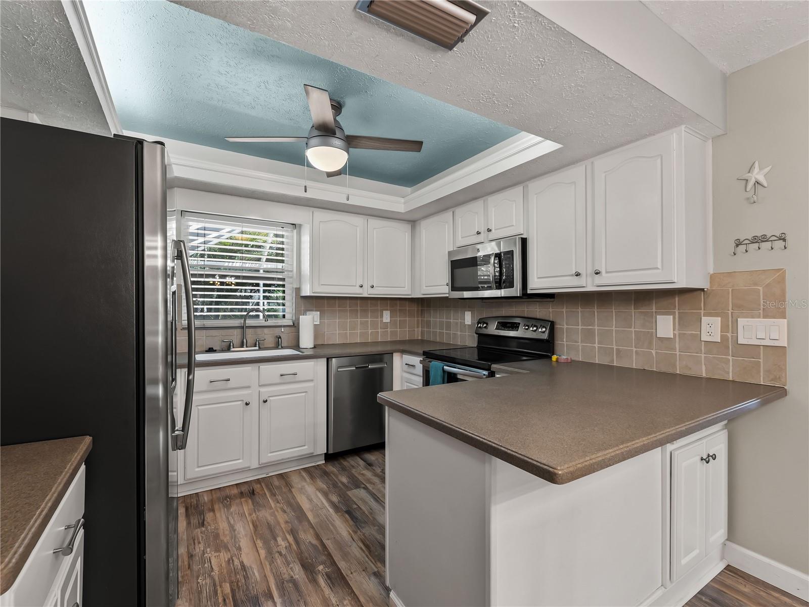 251 PLANTATION RD, VENICE, FL — photo 9