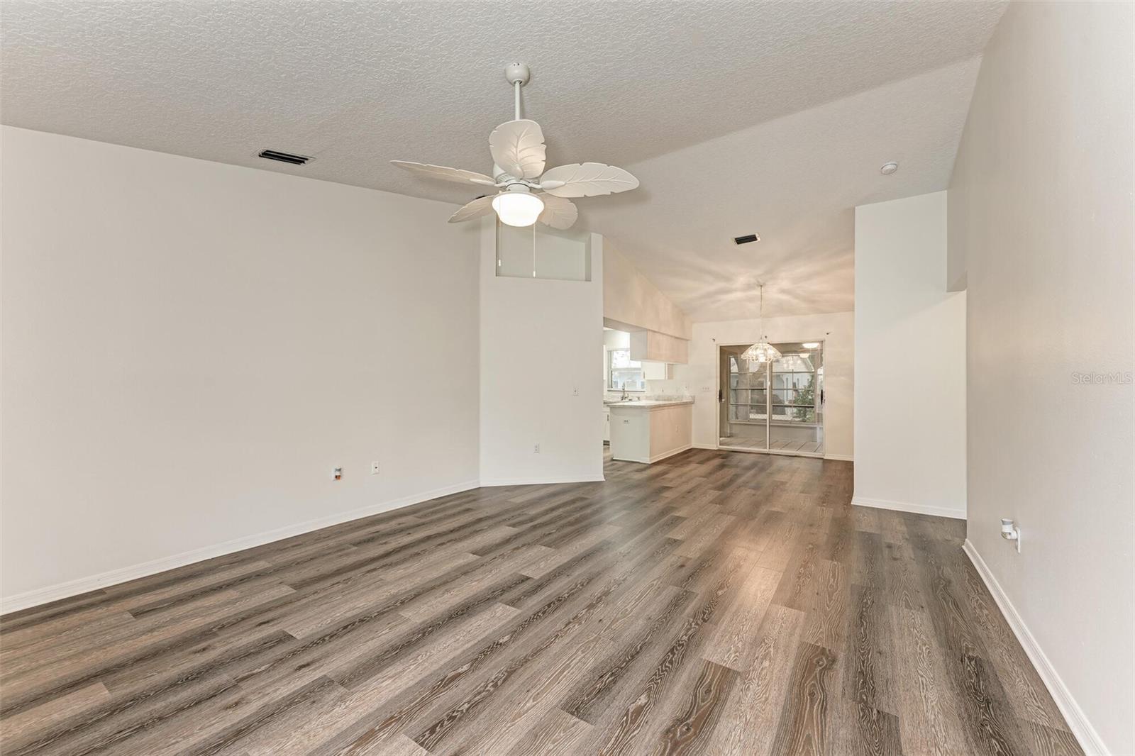 2046 OLD TREVOR WAY, SARASOTA, FL — photo 5