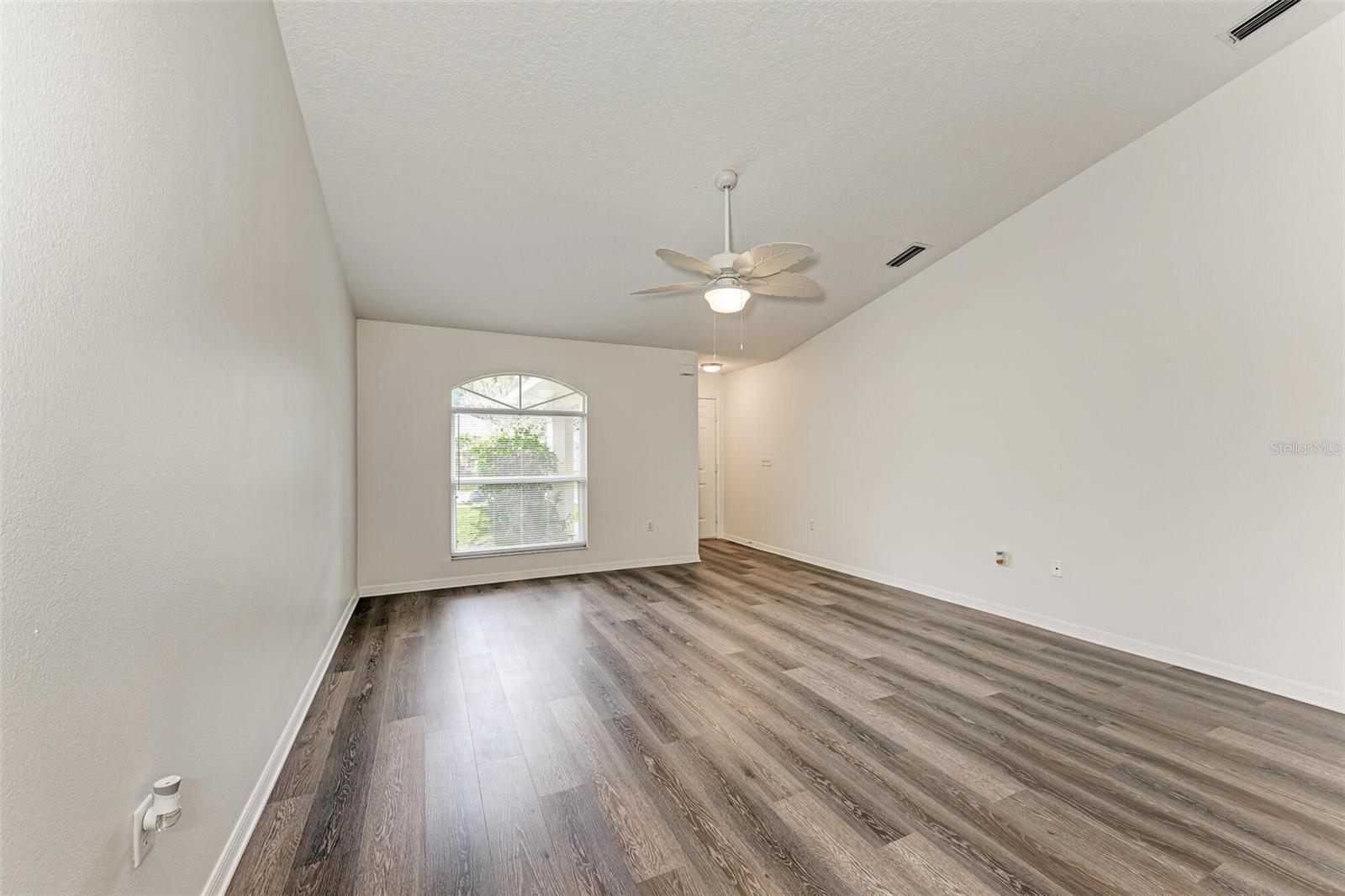 2046 OLD TREVOR WAY, SARASOTA, FL — photo 6