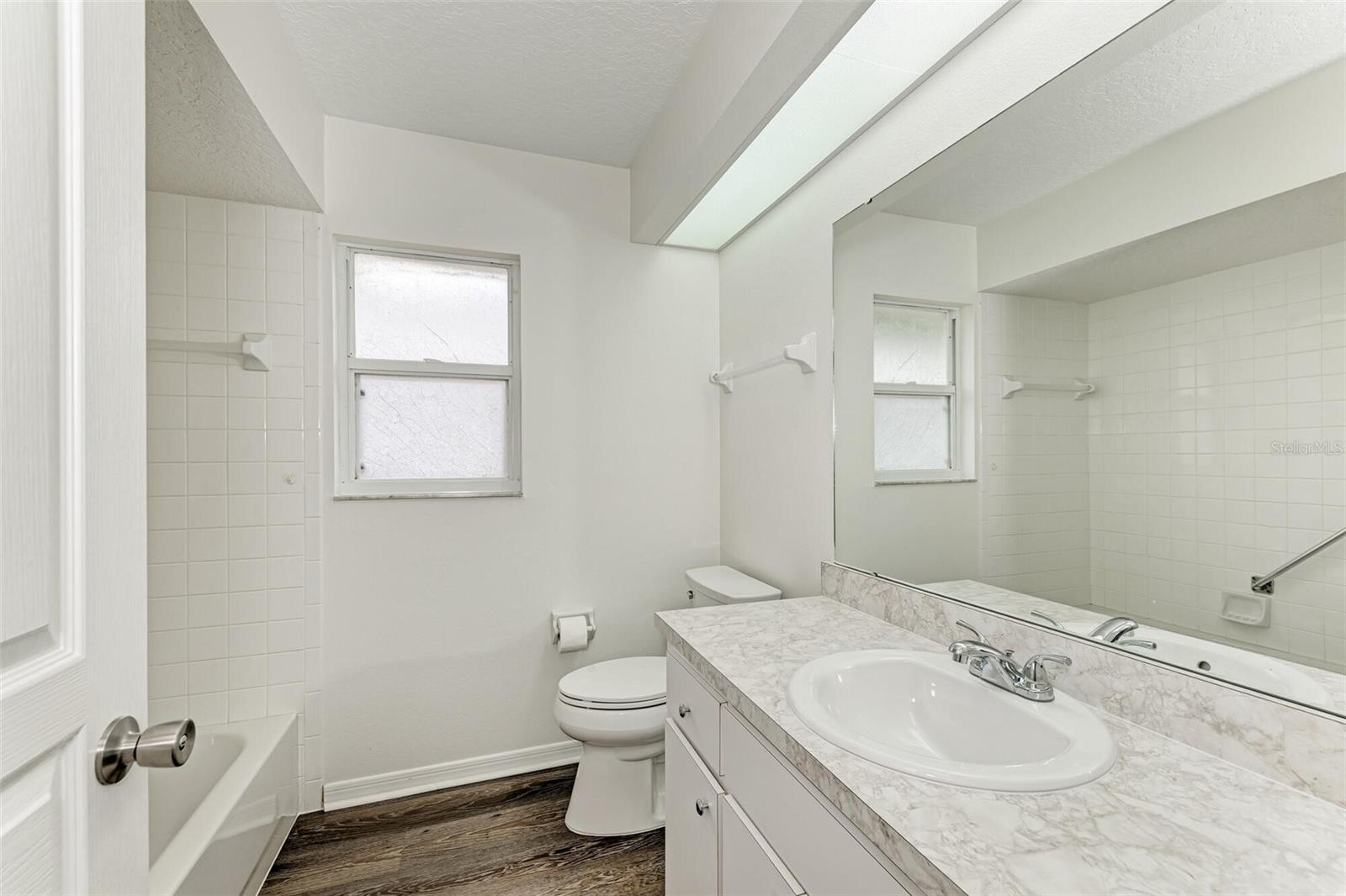 2046 OLD TREVOR WAY, SARASOTA, FL — photo 20