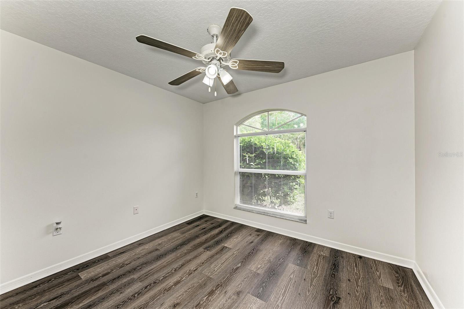 2046 OLD TREVOR WAY, SARASOTA, FL — photo 21
