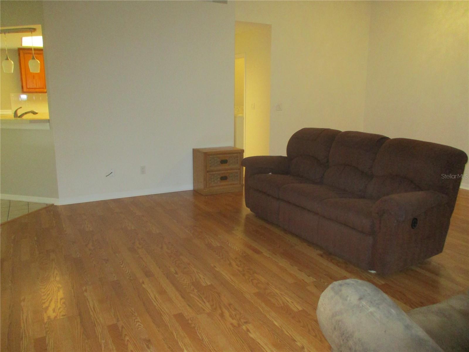 209 N BROCKFIELD DR, SUN CITY CENTER, FL — photo 3