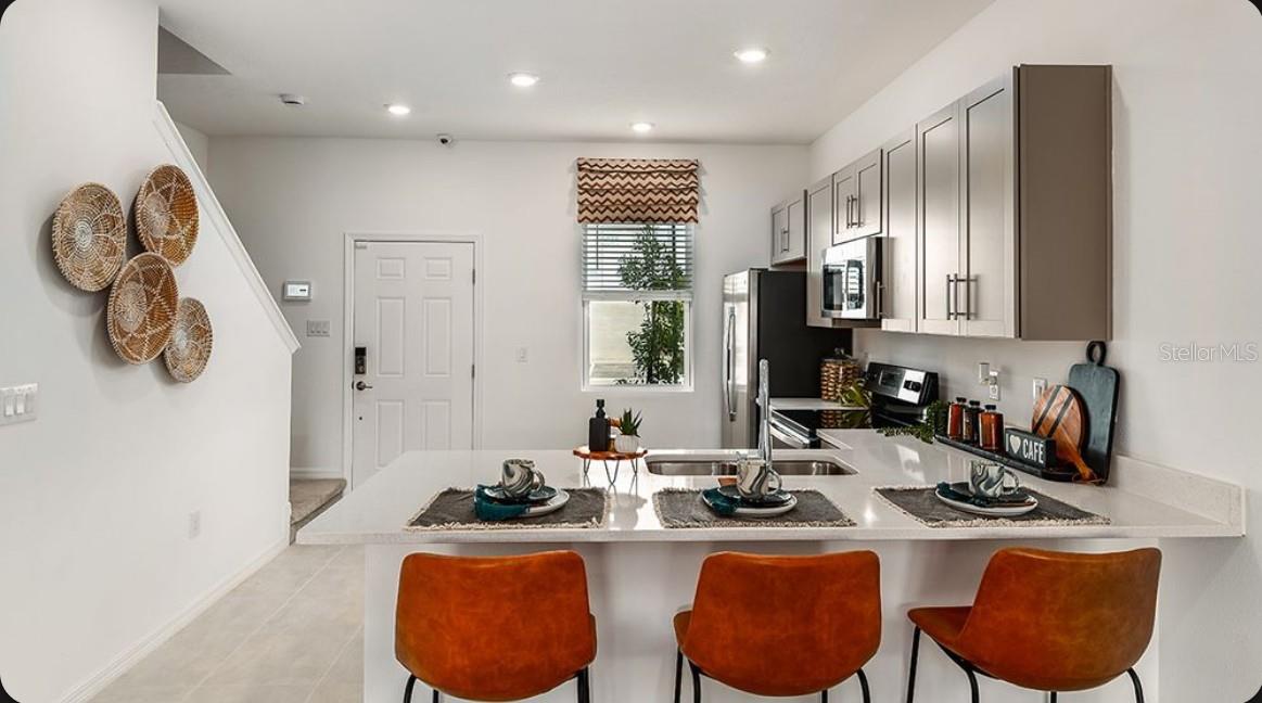 10593 ORBIT TER, SARASOTA, FL — photo 8