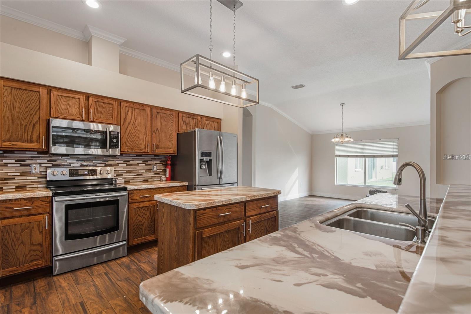 4007 HARBOR LAKE DR, LUTZ, FL — photo 13
