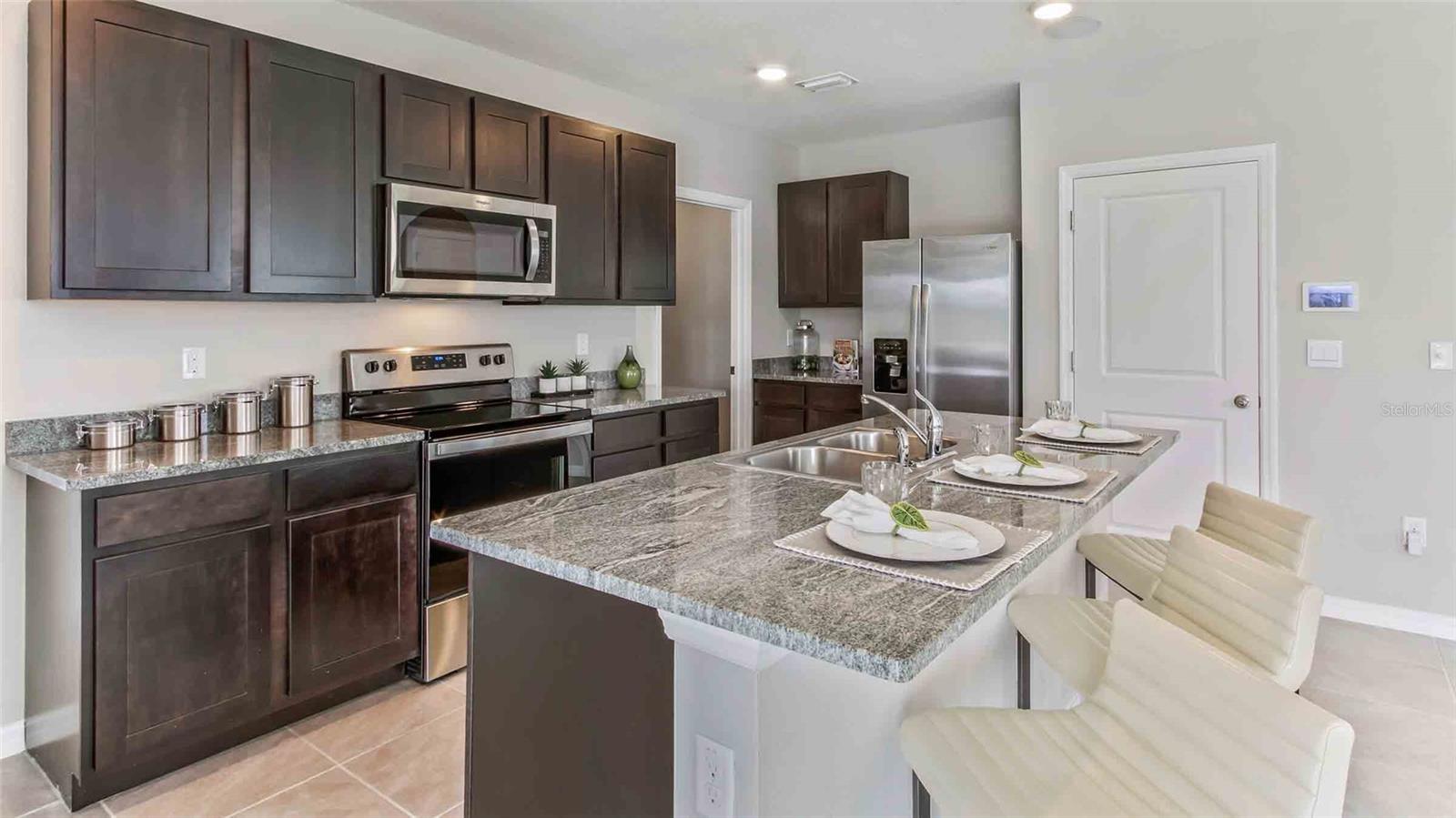 32340 WEATHERED OAK DR, WESLEY CHAPEL, FL — photo 4