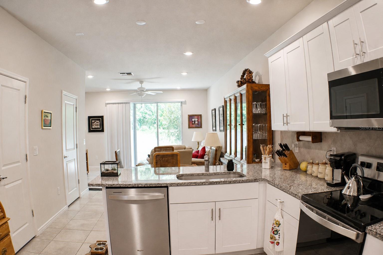 19657 SHADY OAK DR, LAND O LAKES, FL — photo 6