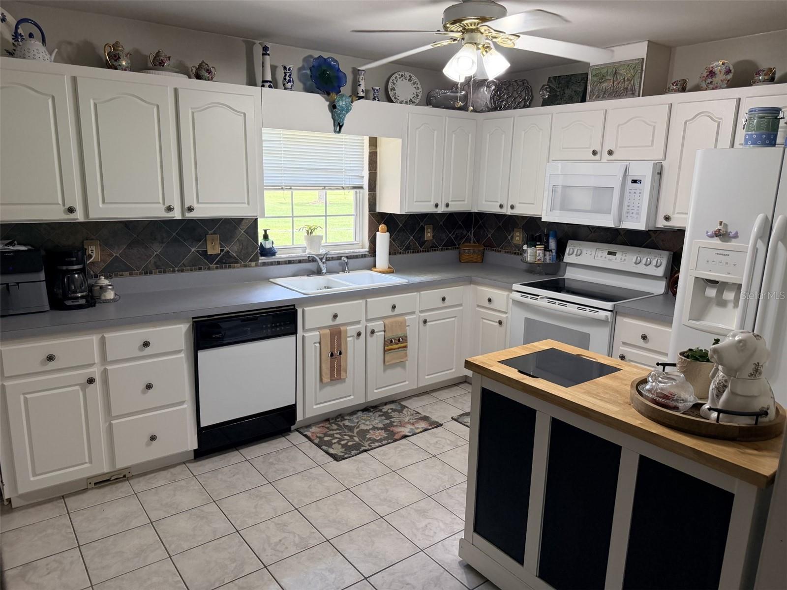 6051 NW 81ST PL, CHIEFLAND, FL — photo 2