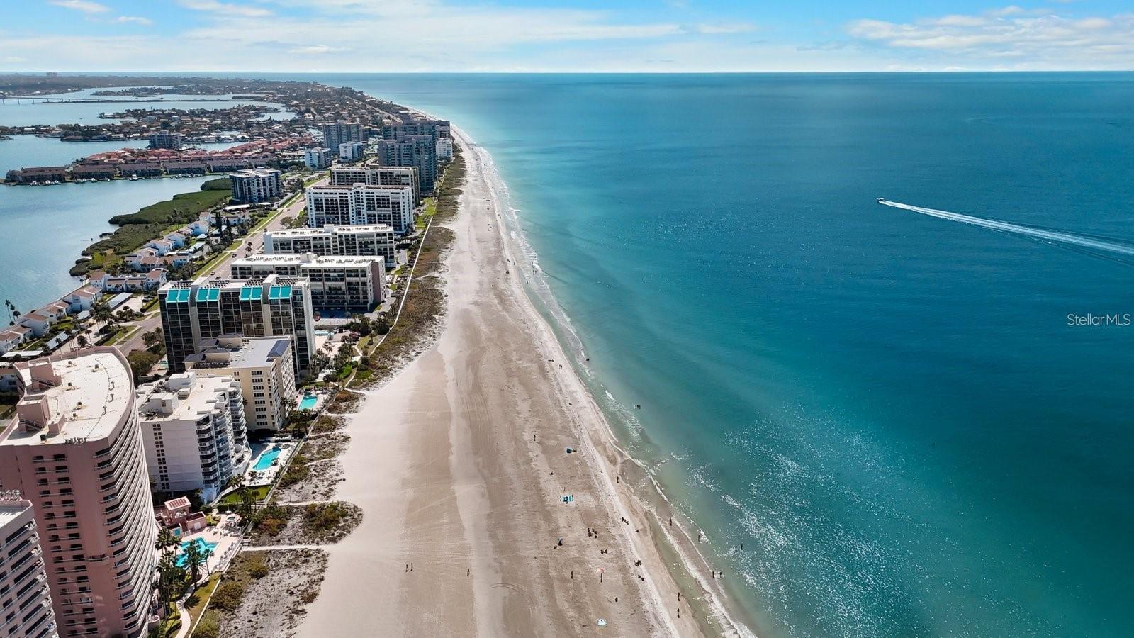 1350 GULF BLVD #901, CLEARWATER BEACH, FL — photo 33