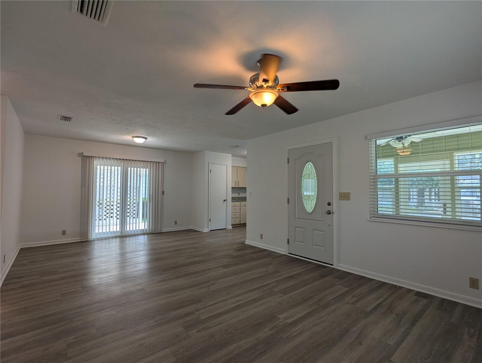 8438 NW 39TH CIR, GAINESVILLE, FL — photo 4