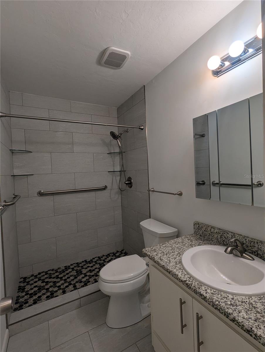 8438 NW 39TH CIR, GAINESVILLE, FL — photo 22