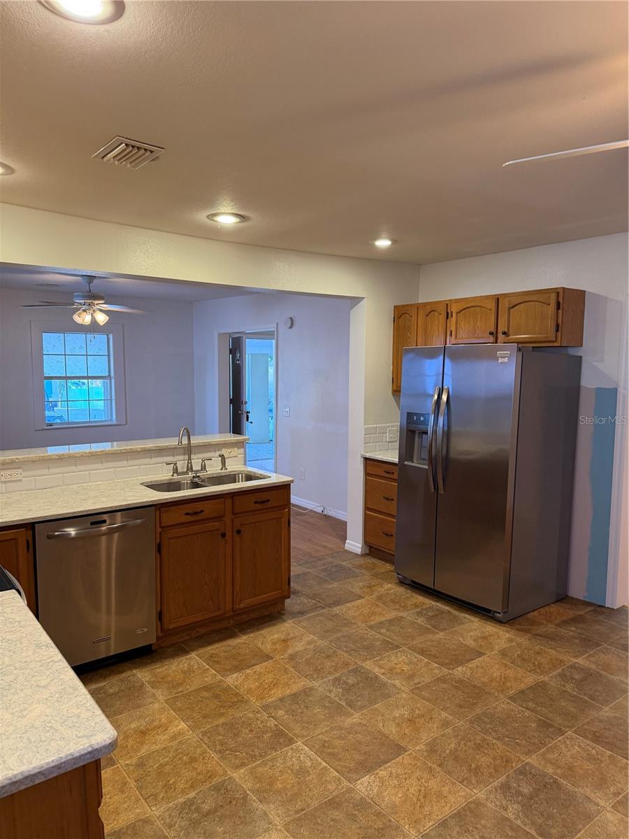 53 W PARK ST, TARPON SPRINGS, FL — photo 8