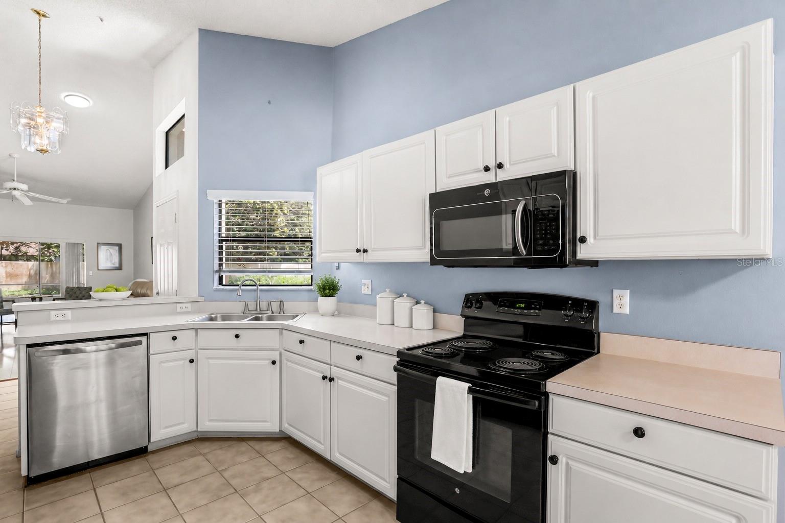 223 HERON ST, ALTAMONTE SPRINGS, FL — photo 13