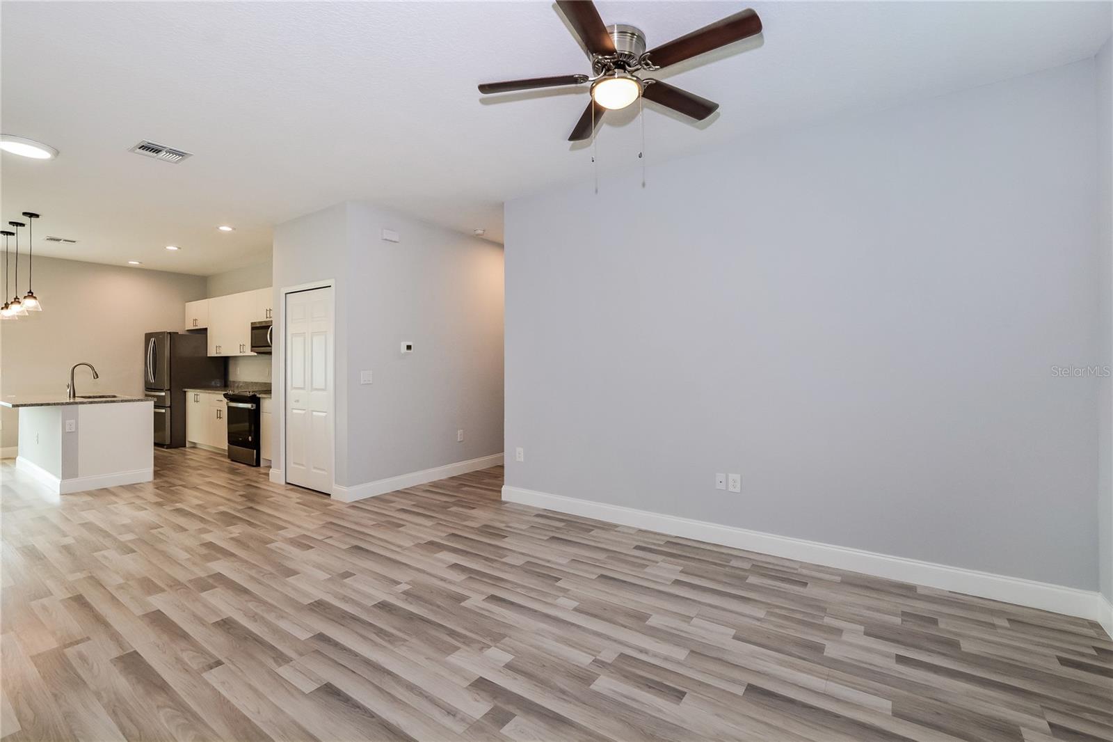 102 CONCH WAY, POINCIANA, FL — photo 3