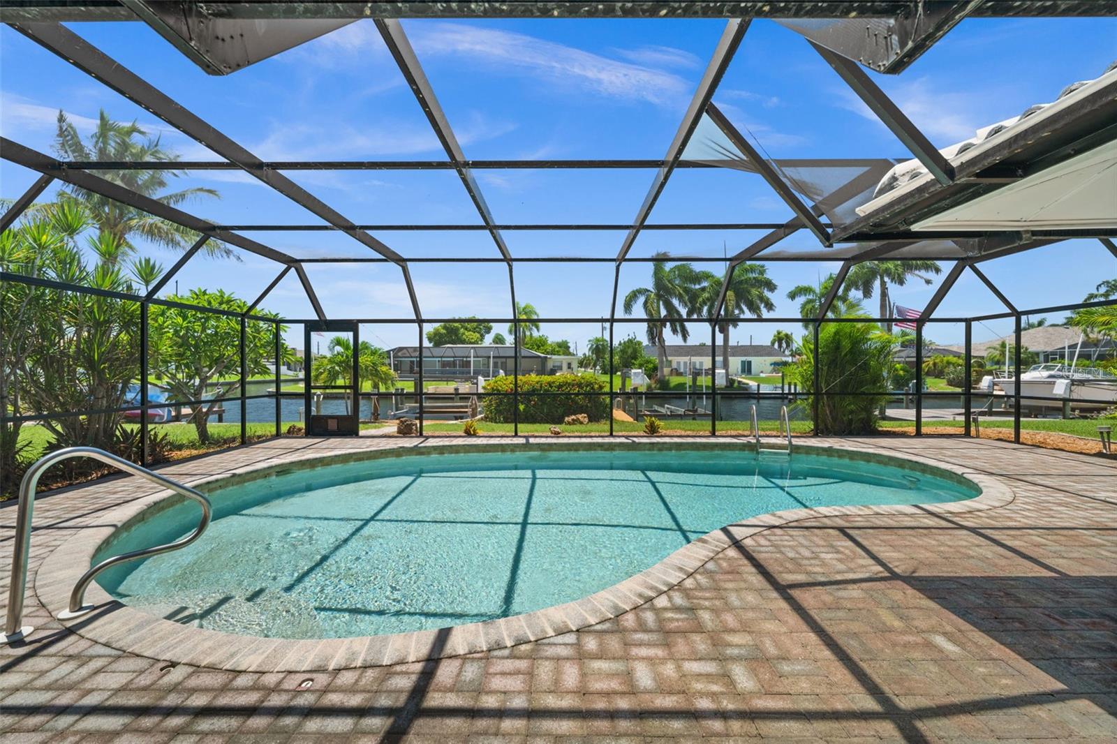 4102 SE 1ST PL, CAPE CORAL, FL — photo 3