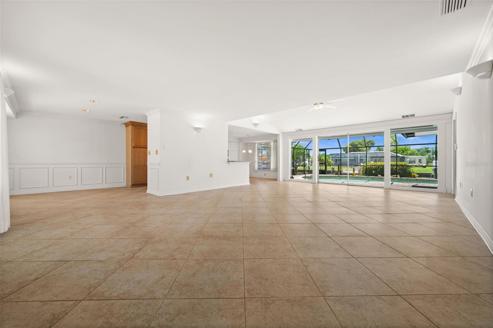 4102 SE 1ST PL, CAPE CORAL, FL — photo 9