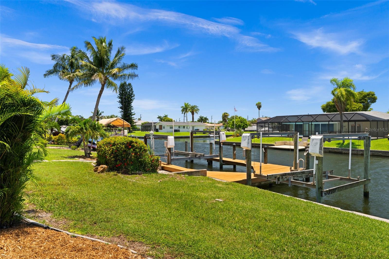 4102 SE 1ST PL, CAPE CORAL, FL — photo 40