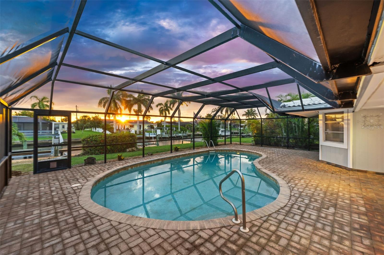 4102 SE 1ST PL, CAPE CORAL, FL — photo 47