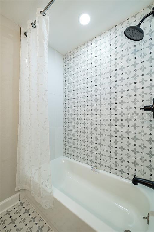 11145 BELLA LOMA DR, LARGO, FL — photo 16
