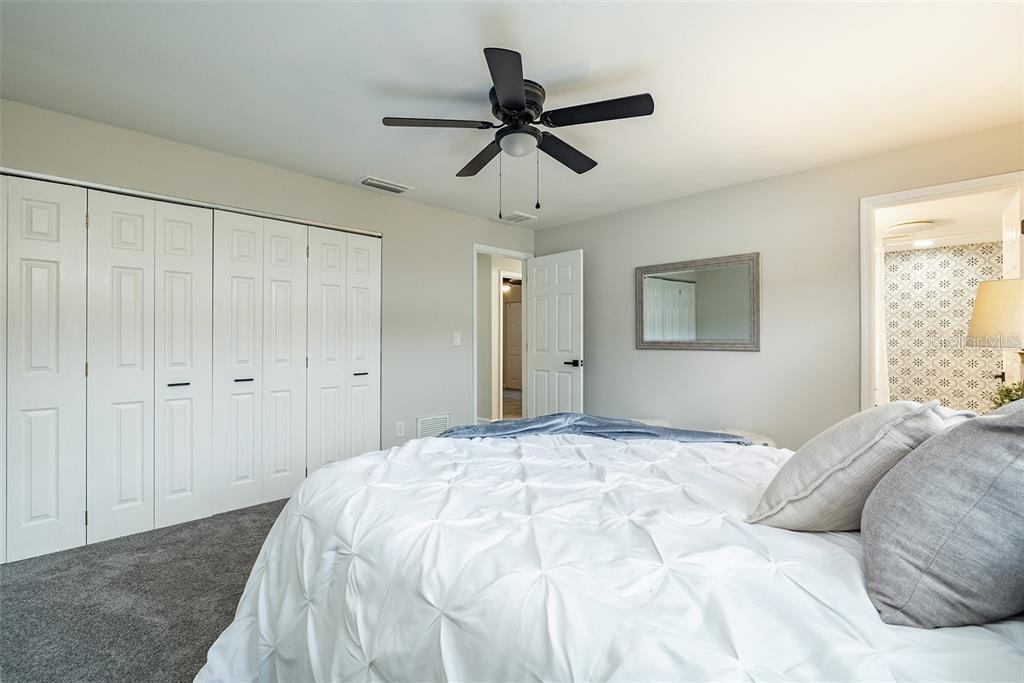 11145 BELLA LOMA DR, LARGO, FL — photo 19